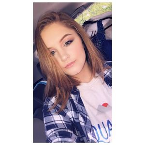 Meet your Posher, Lola